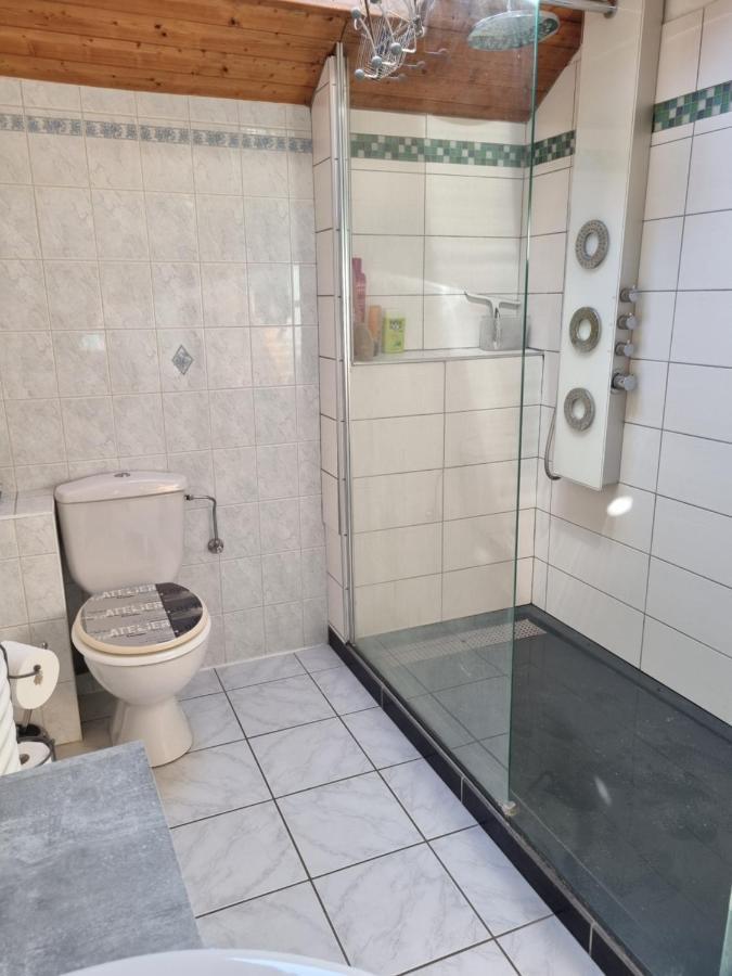 Comme A La Maison, Chambres Au Calme Verrens-Arvey Exteriör bild