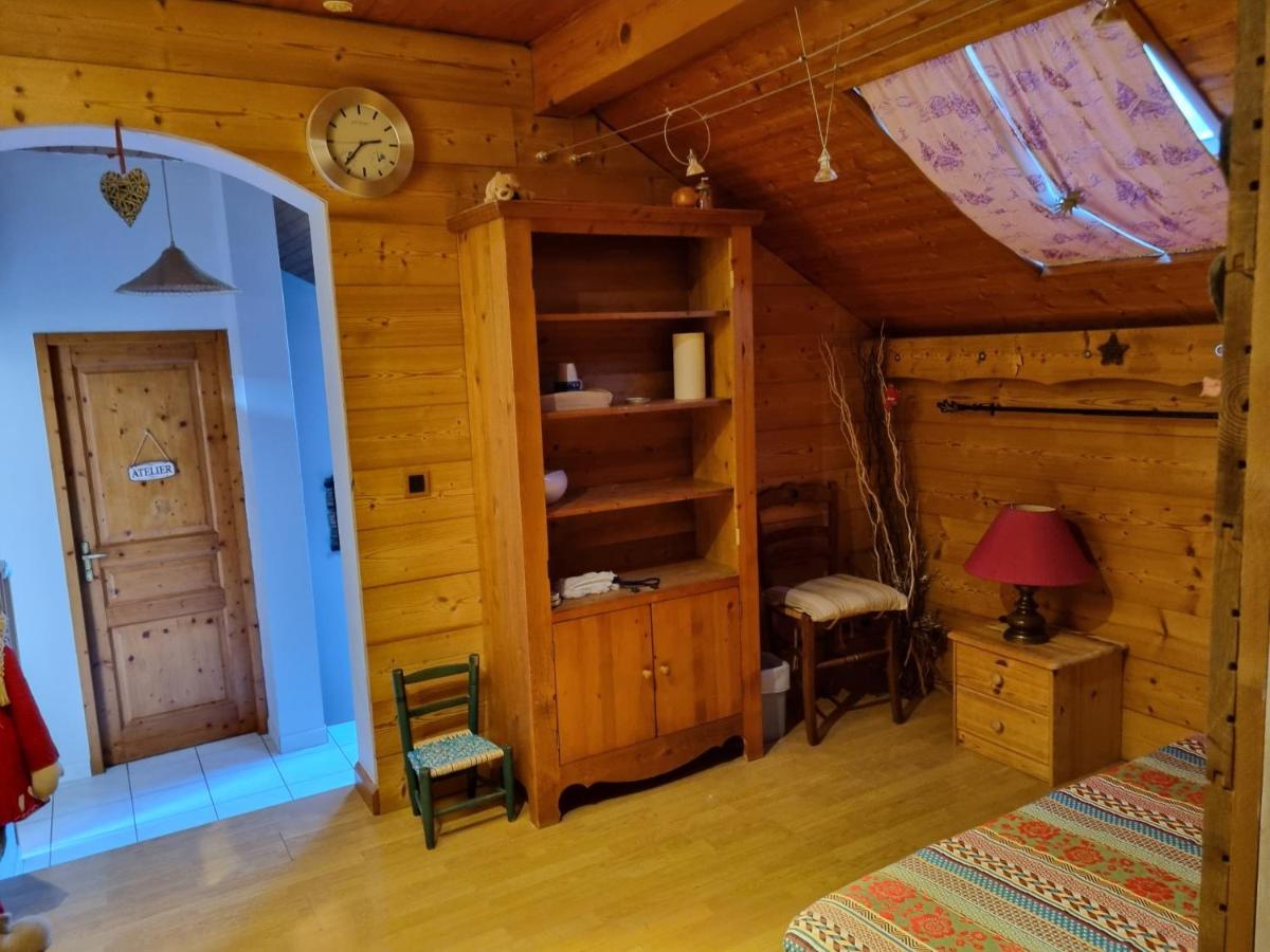 Comme A La Maison, Chambres Au Calme Verrens-Arvey Exteriör bild